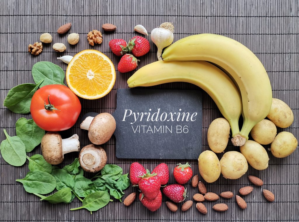 Foods rich in Vitamin B include spinach, kale bananas